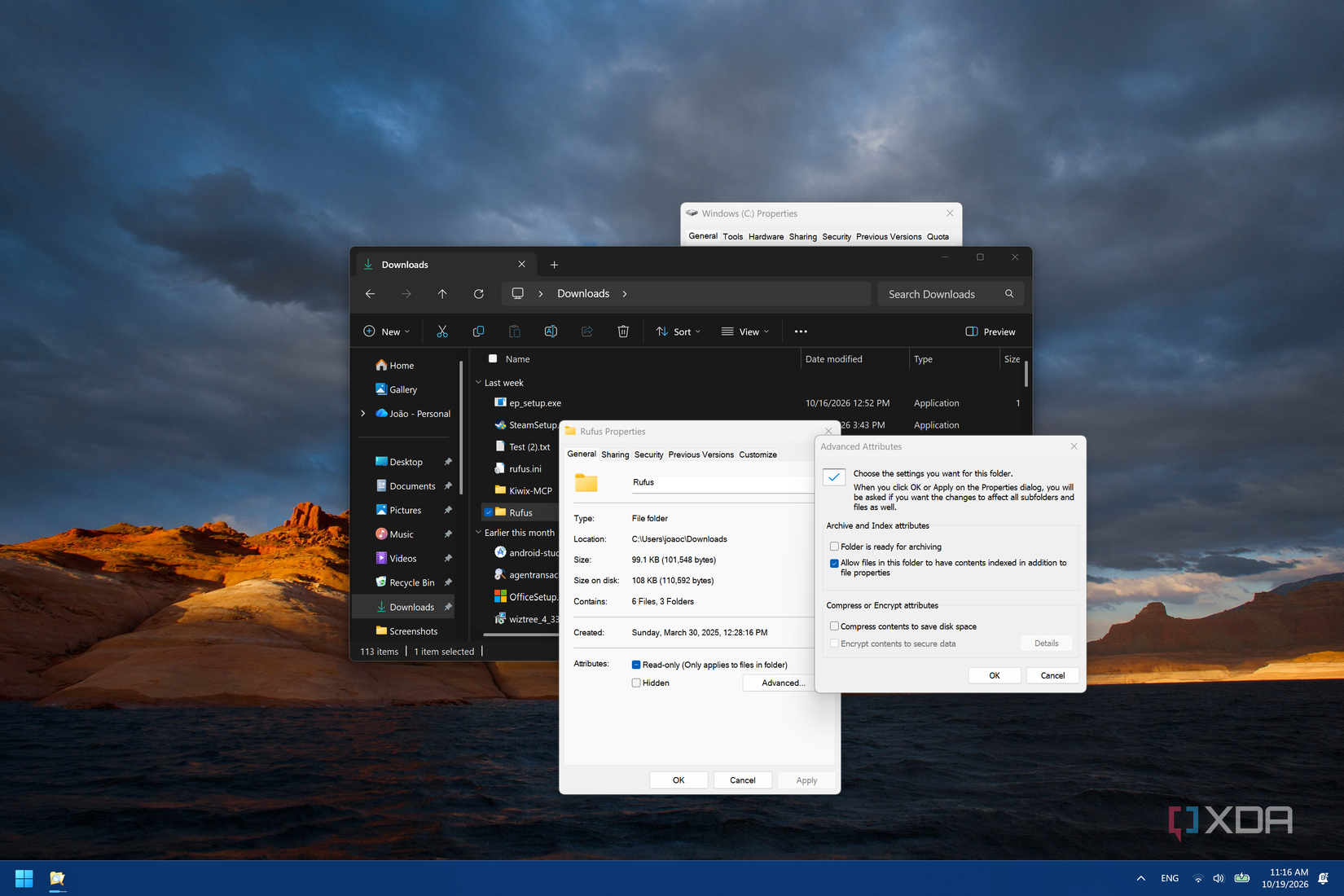 Hộp thoại Advanced Attributes của Rufus có ô “Compress contents to save disk space”.
