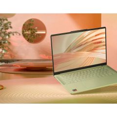 IdeaPad Vibe màu xanh trong ảnh quảng bá Lenovo