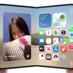 iPhone Duo mở rộng hiển thị giao diện iOS 27 với dock ứng dụng xếp dọc bên phải