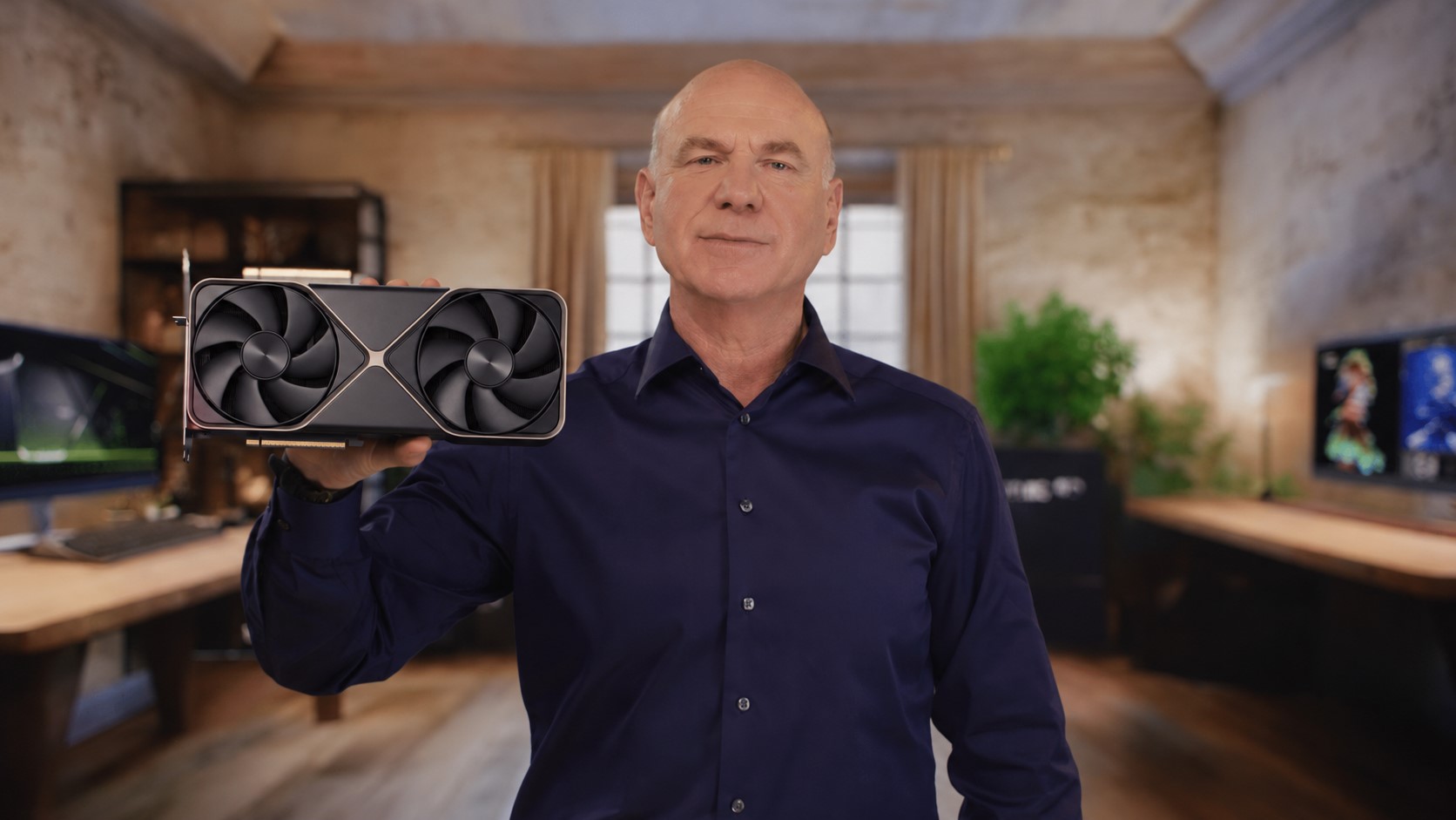 Jeff Fisher cầm card đồ họa NVIDIA tại sự kiện ở Đài Bắc