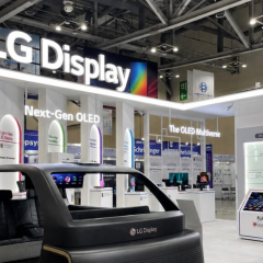 Khu trưng bày công nghệ OLED FLiPP của LG Display tại IMID 2026