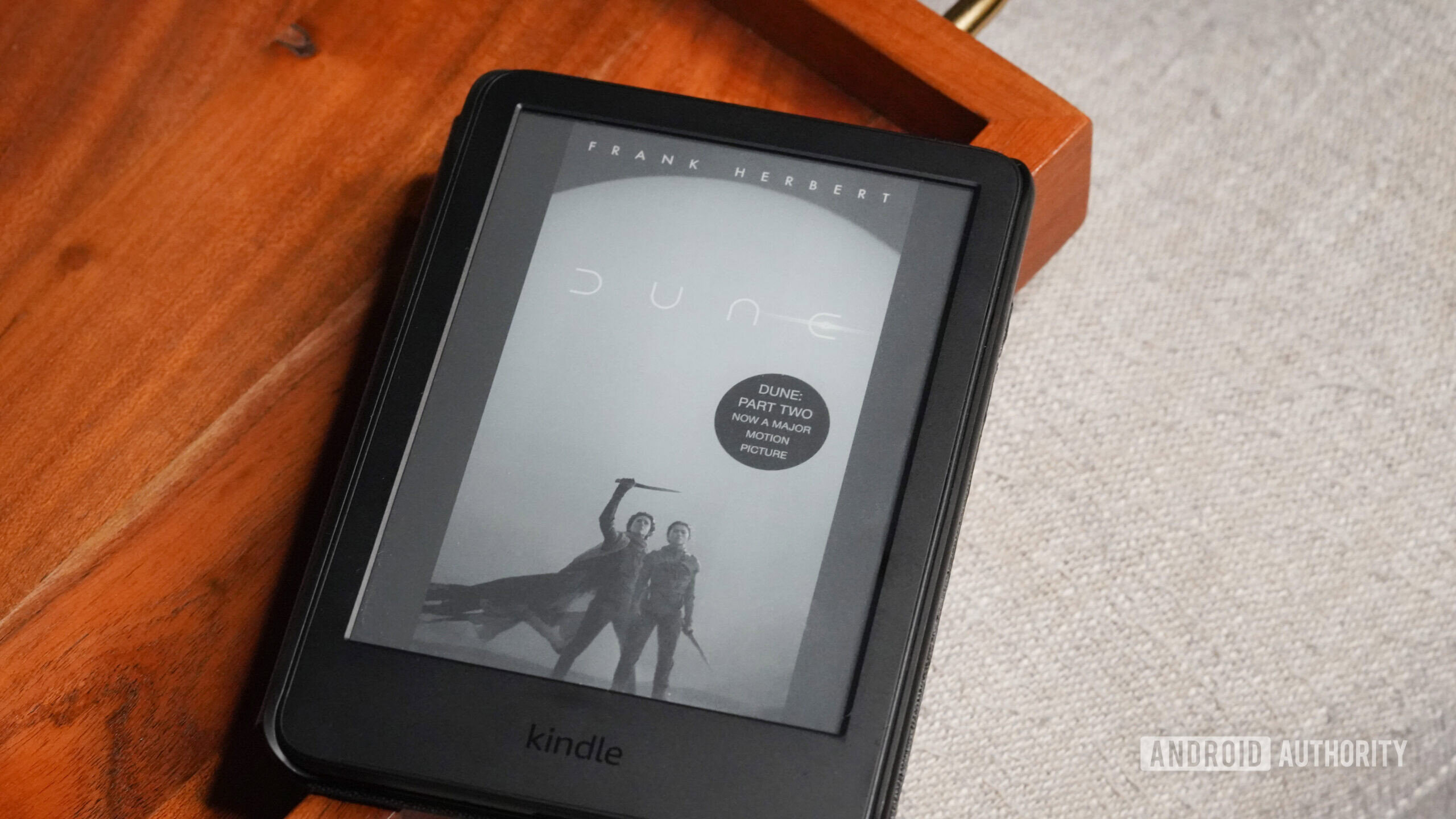 Kindle Paperwhite đời trước