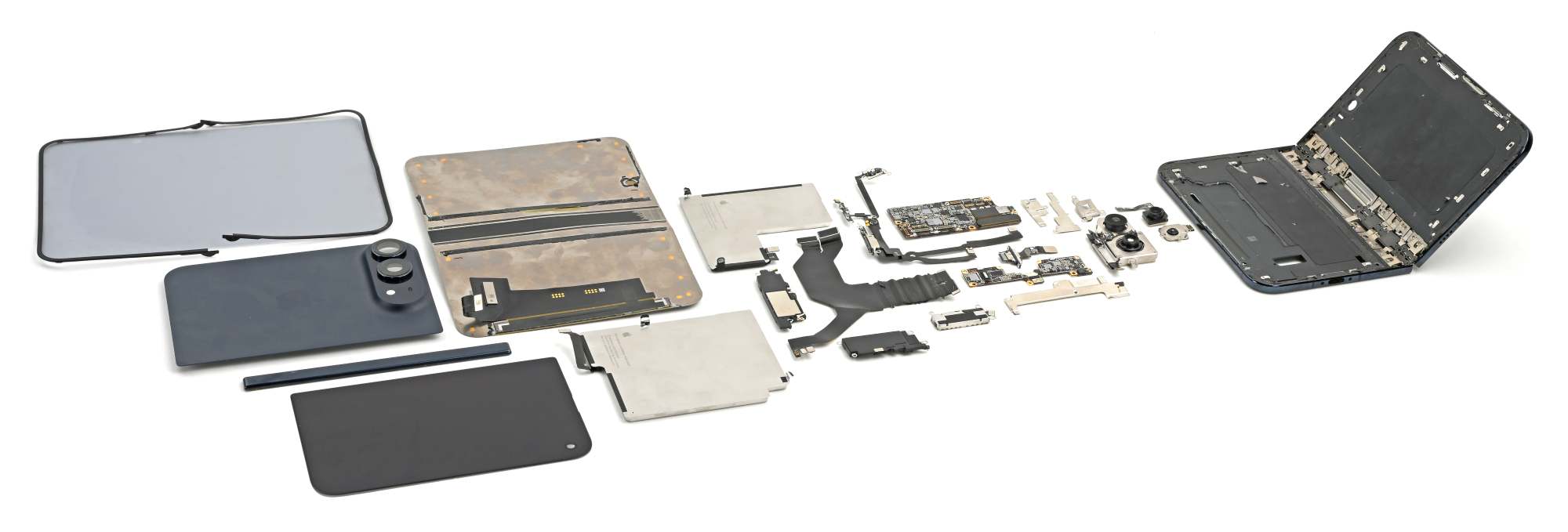 Linh kiện iPhone Duo được sắp trên bàn