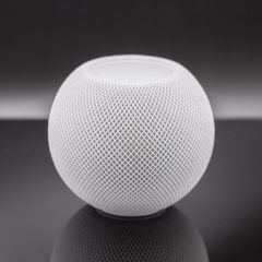 Loa Apple HomePod mini màu trắng, hình cầu bọc lưới