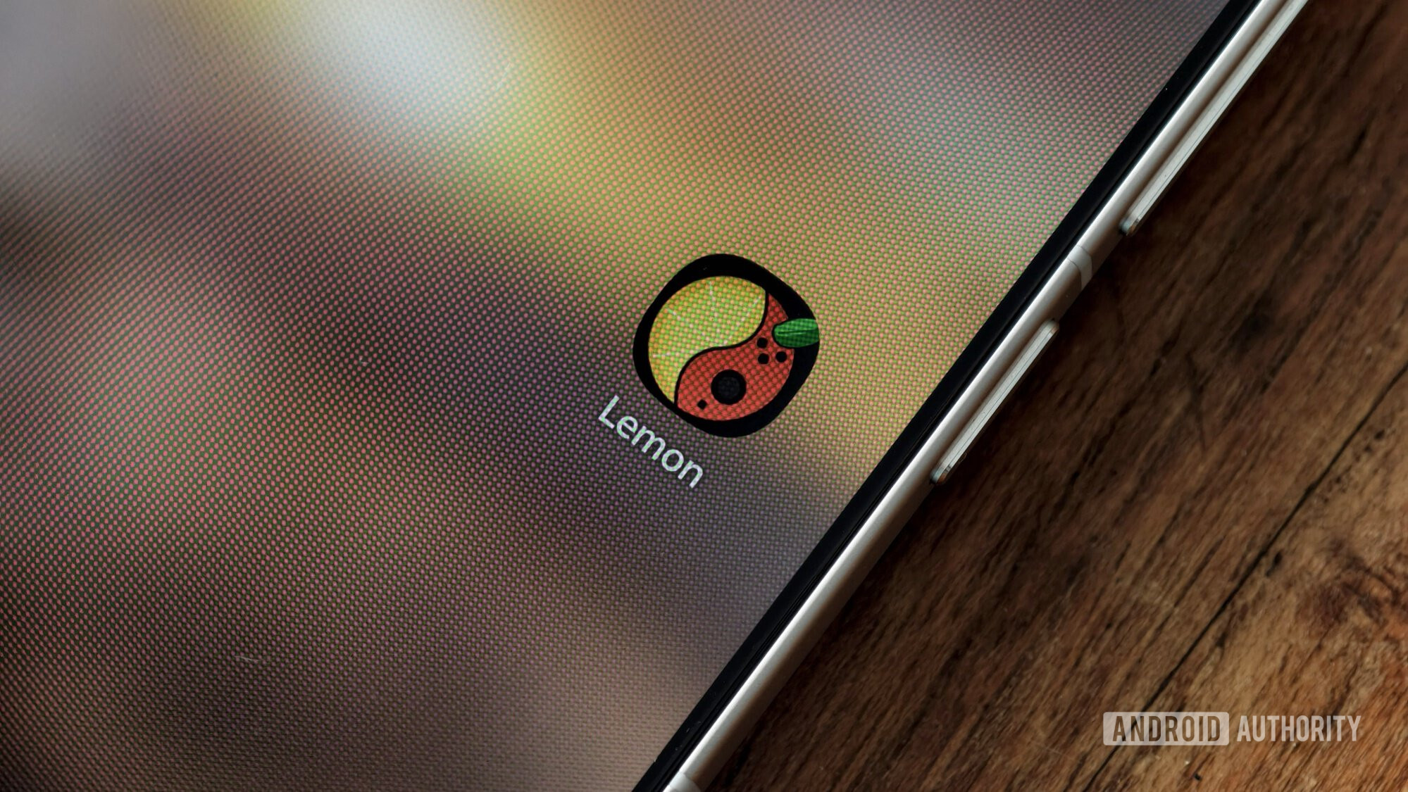 Logo Lemon hiển thị trên màn hình điện thoại Android