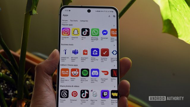 Màn hình kho ứng dụng bên thứ ba trên điện thoại Android