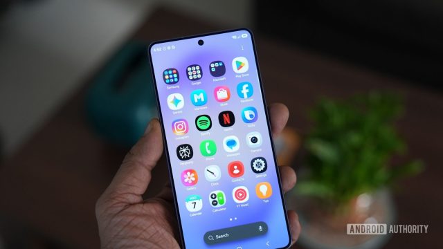 Màn hình ứng dụng trên điện thoại Samsung Galaxy