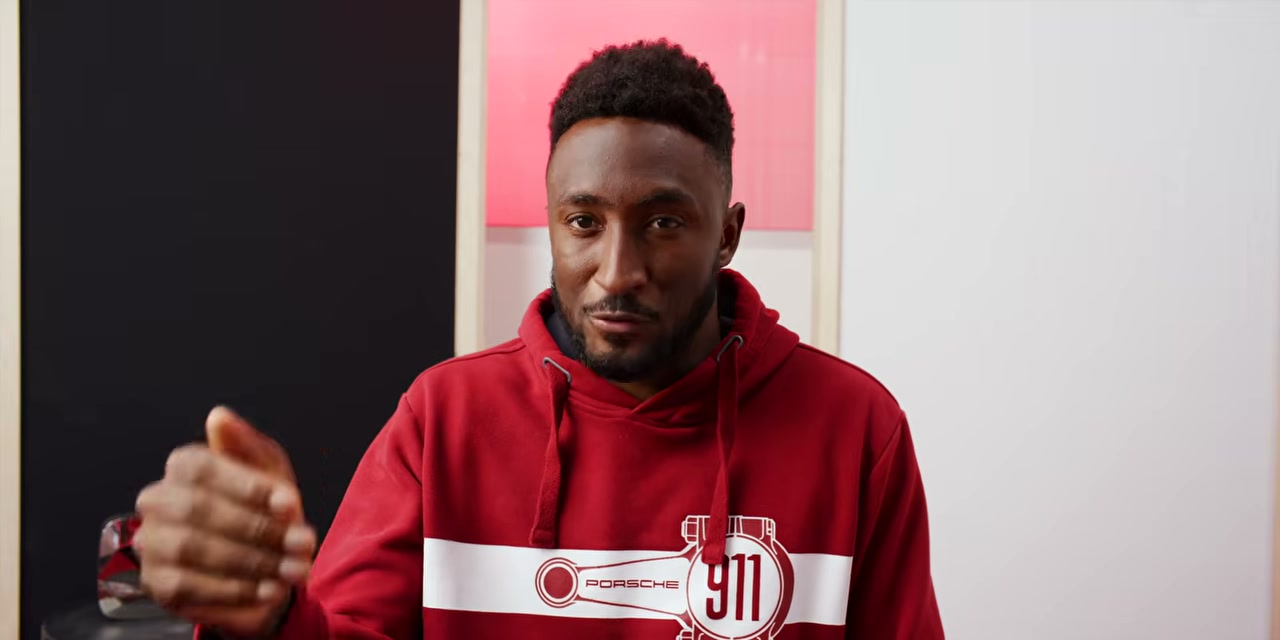 Marques Brownlee trong video Dear YouTube chia sẻ về tính năng Video A/B testing