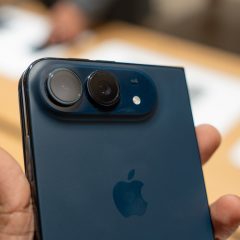 Mặt lưng và cụm camera của Apple iPhone Duo