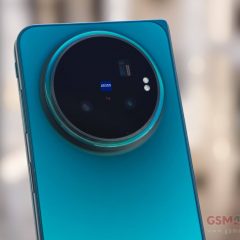 Mặt lưng kính mờ Nebula Teal của vivo X Fold6