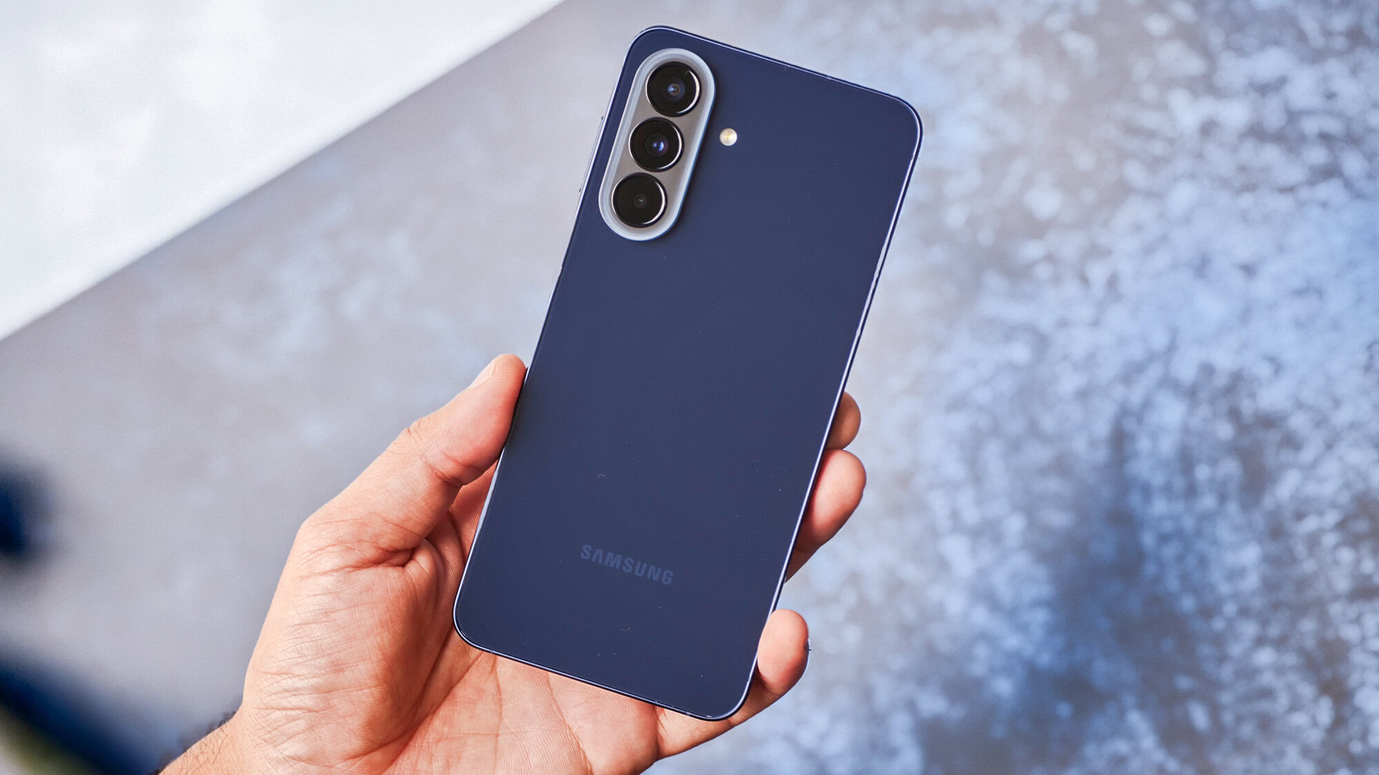Mặt lưng Samsung Galaxy A57