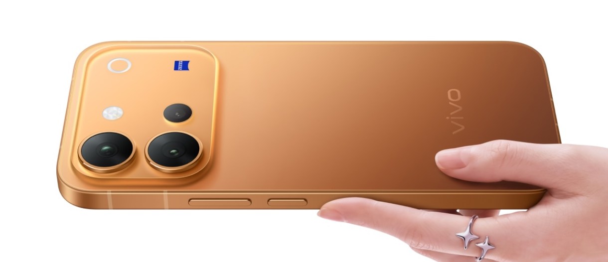 Mặt lưng vivo V80 với cụm camera ZEISS và các màu sắc ra mắt tại Ấn Độ