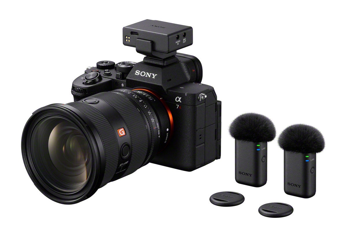 Máy ảnh Sony Alpha cùng bộ micro ECM-W5 gồm bộ thu và hai bộ phát