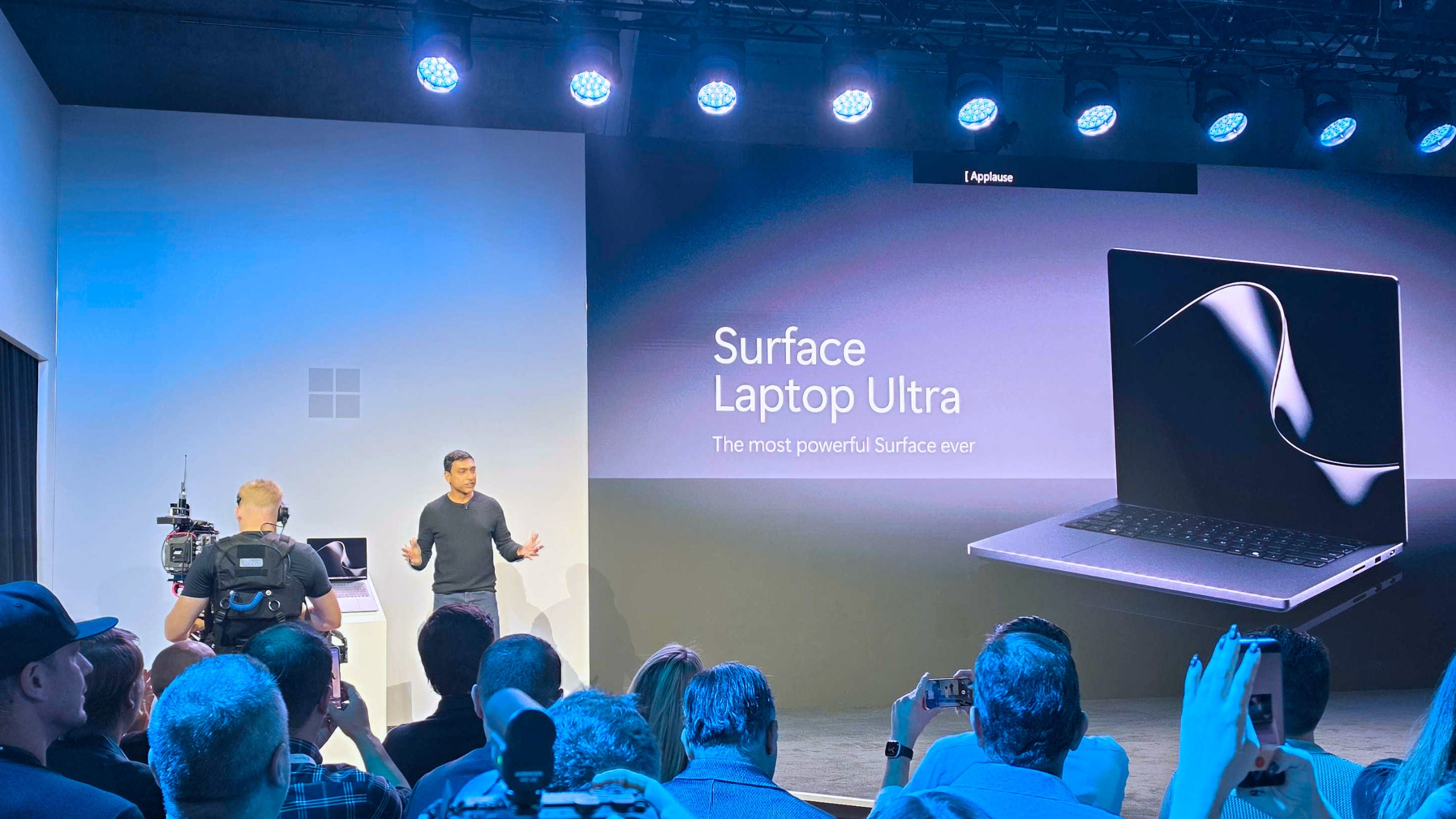 Microsoft công bố Surface Laptop Ultra tại sự kiện San Francisco
