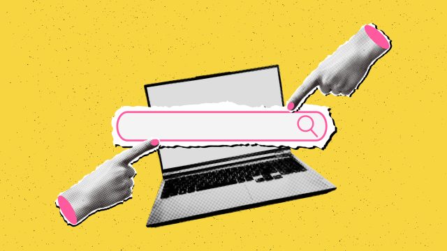 Hình minh hoạ laptop với thanh tìm kiếm và hai bàn tay chỉ vào, nền vàng