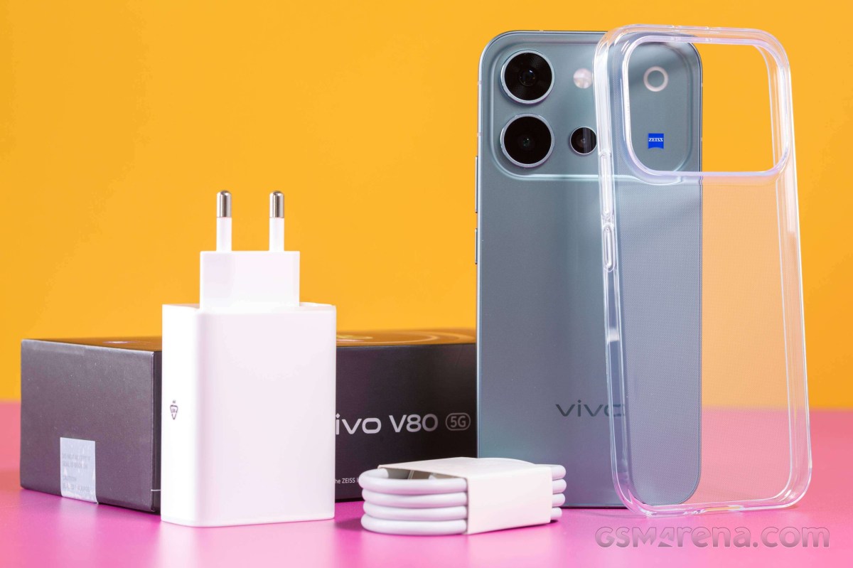 Mở hộp vivo V80 phiên bản toàn cầu