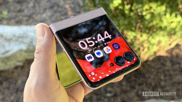 Motorola Razr 2026 folded in hand