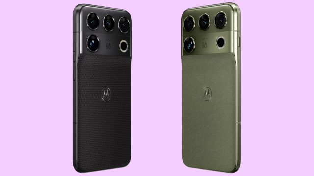 Motorola Signature 27 màu đen và xanh nhìn từ mặt lưng