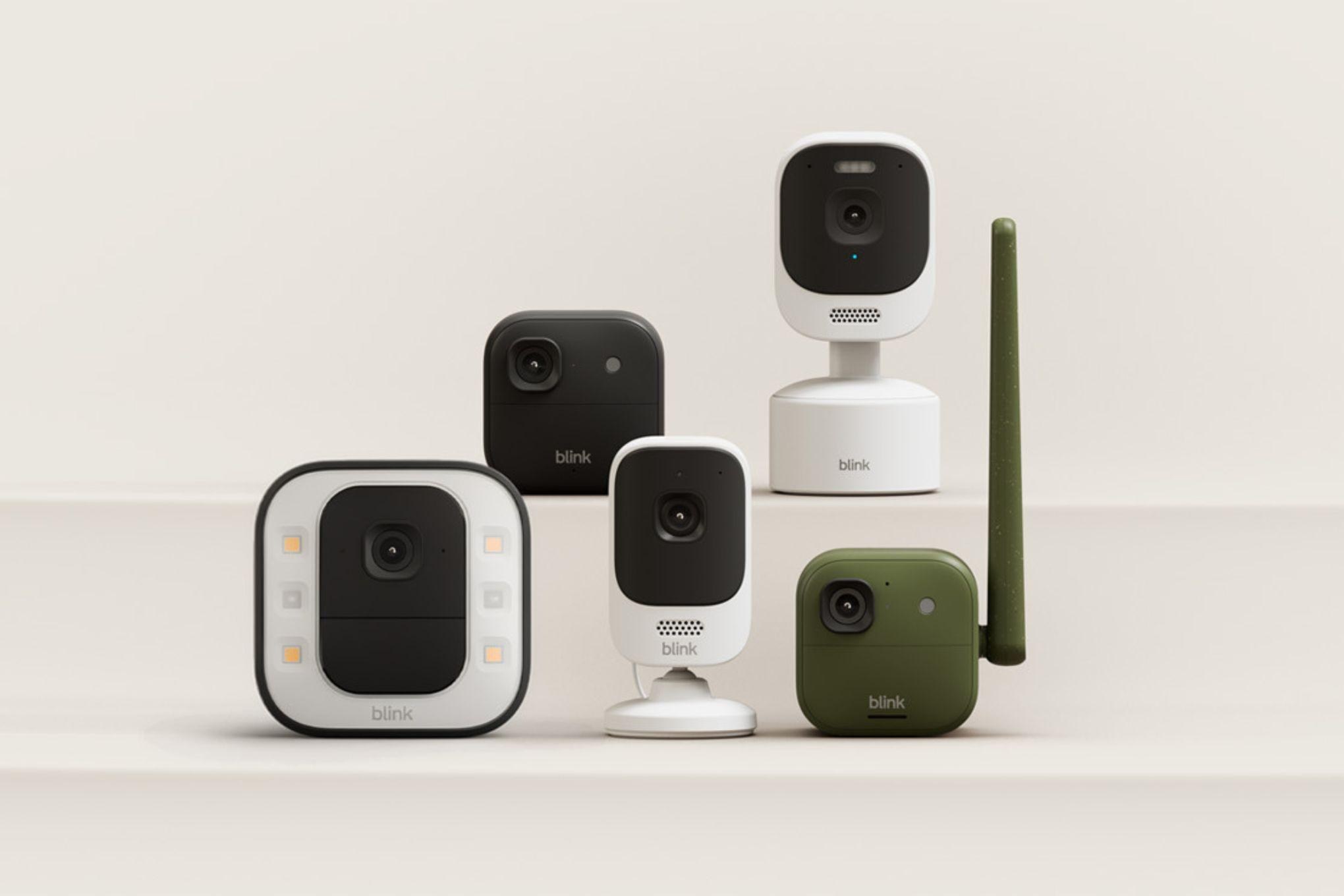Năm mẫu camera Blink mới gồm camera 4K, camera xoay, camera đèn rọi và hai mẫu XR+.