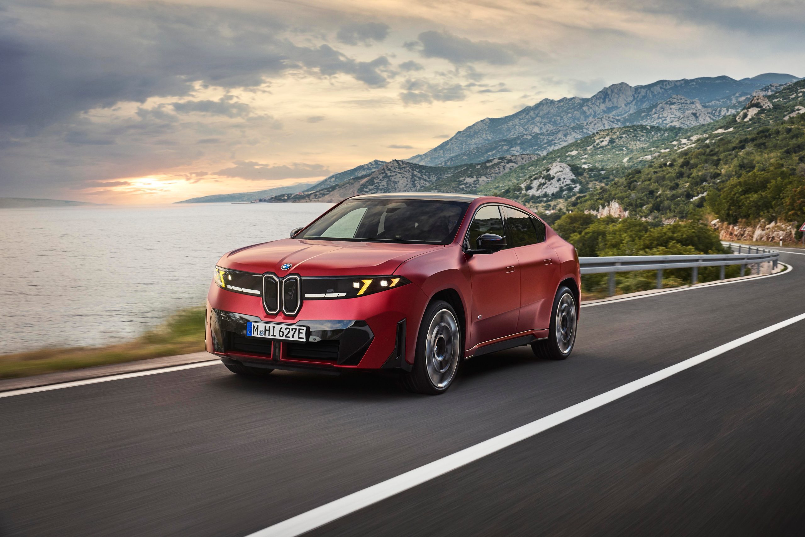 Ngoại thất BMW iX4 M60