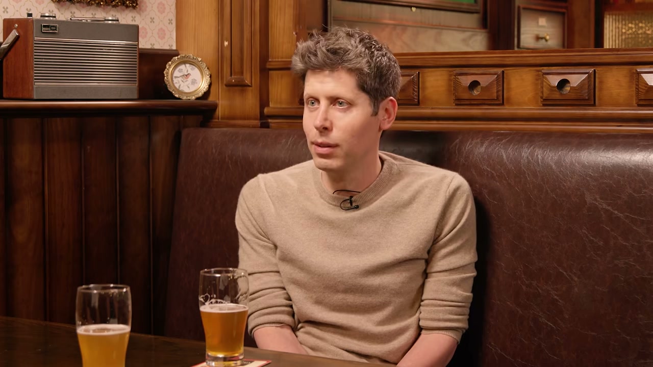 Sam Altman trong cuộc trò chuyện trên podcast Cheeky Pint