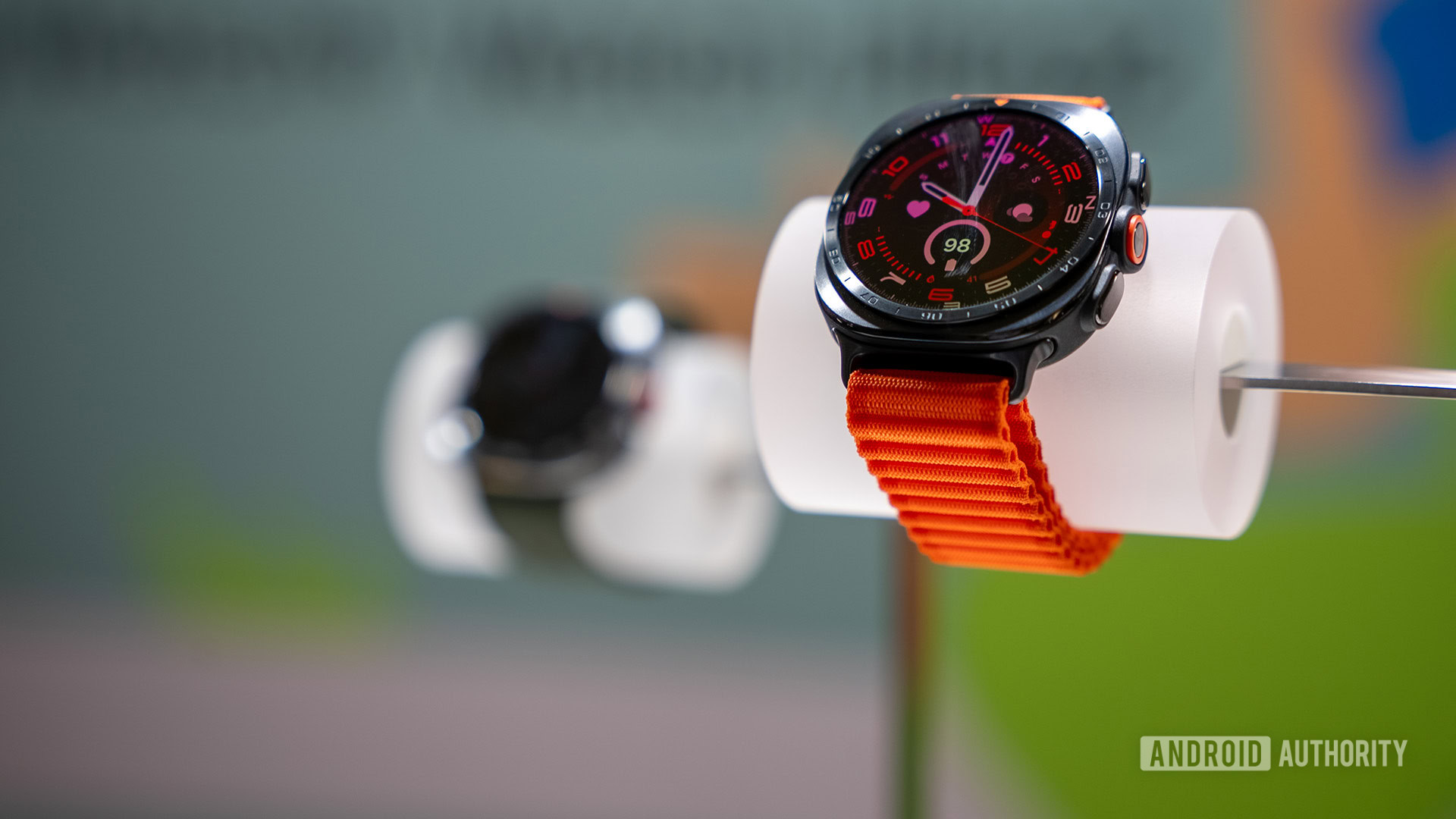 Samsung Galaxy Watch Ultra 2 màu xám titan