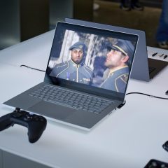 Surface Laptop Ultra trình diễn game, nhưng một màn chạy thử chưa đủ xác nhận tương thích cả thư viện.