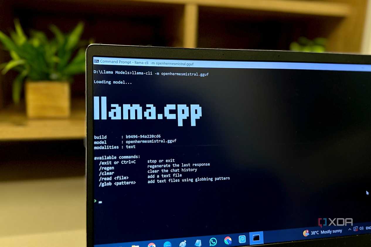 Terminal llama.cpp nạp tệp openhermesmistral.gguf