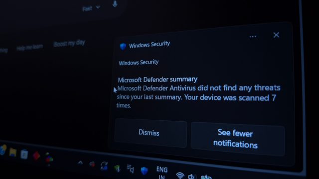 Thông báo của Microsoft Defender Antivirus trên Windows 11, cho biết không phát hiện mối đe doạ