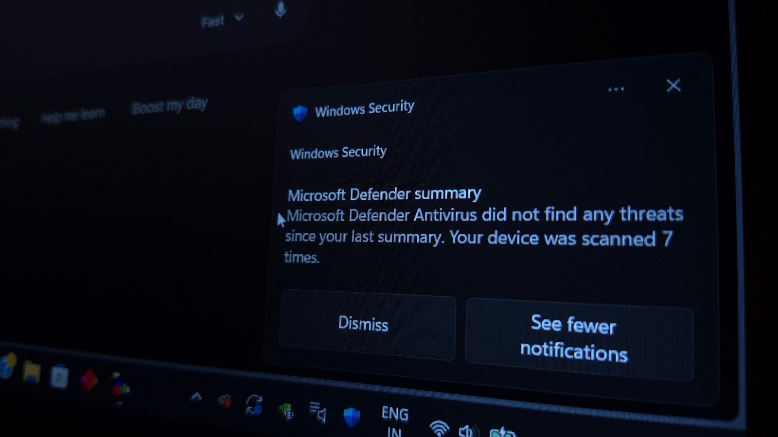 Thông báo của Microsoft Defender Antivirus trên Windows 11, cho biết không phát hiện mối đe doạ