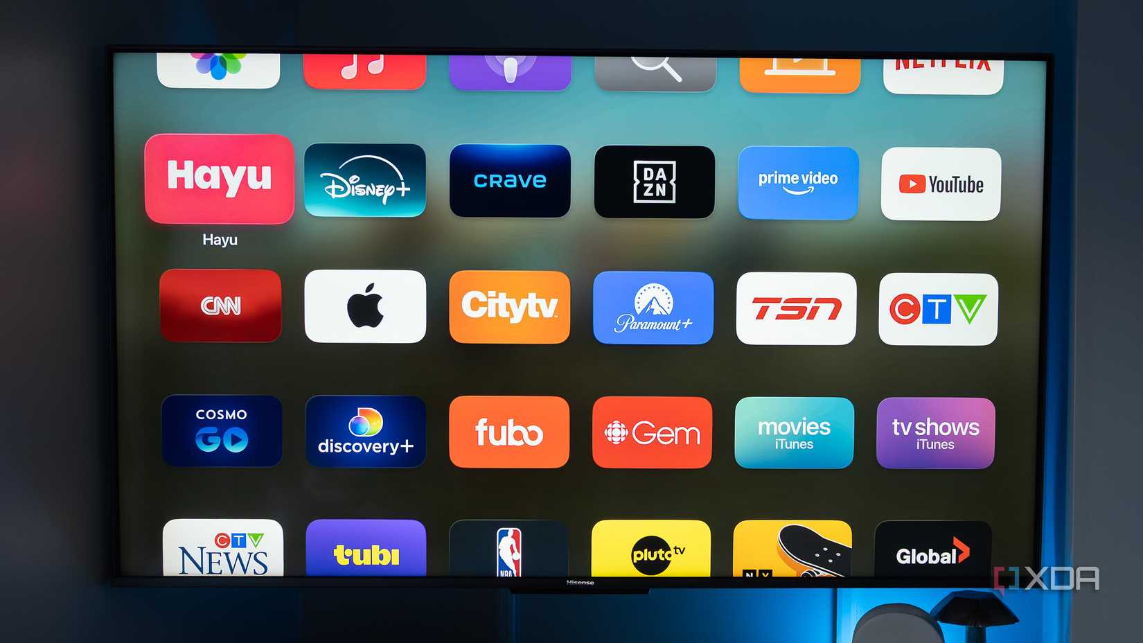 TV Hisense hiển thị lưới ứng dụng của Apple TV