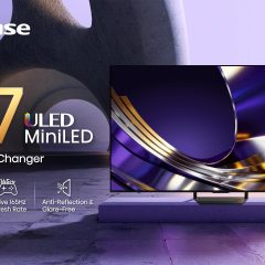 TV Hisense U7 Mini-LED 65 inch hiển thị hình ảnh trên màn hình lớn