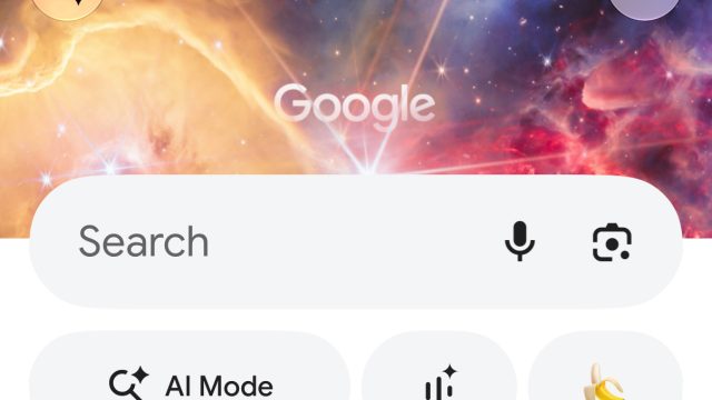 Ứng dụng Google hiển thị biểu tượng Nano Banana bên dưới ô tìm kiếm và nút AI Mode.