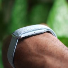 Vòng đeo Fitbit Air