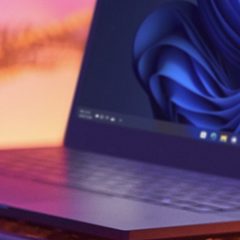 Windows 11 trên màn hình laptop